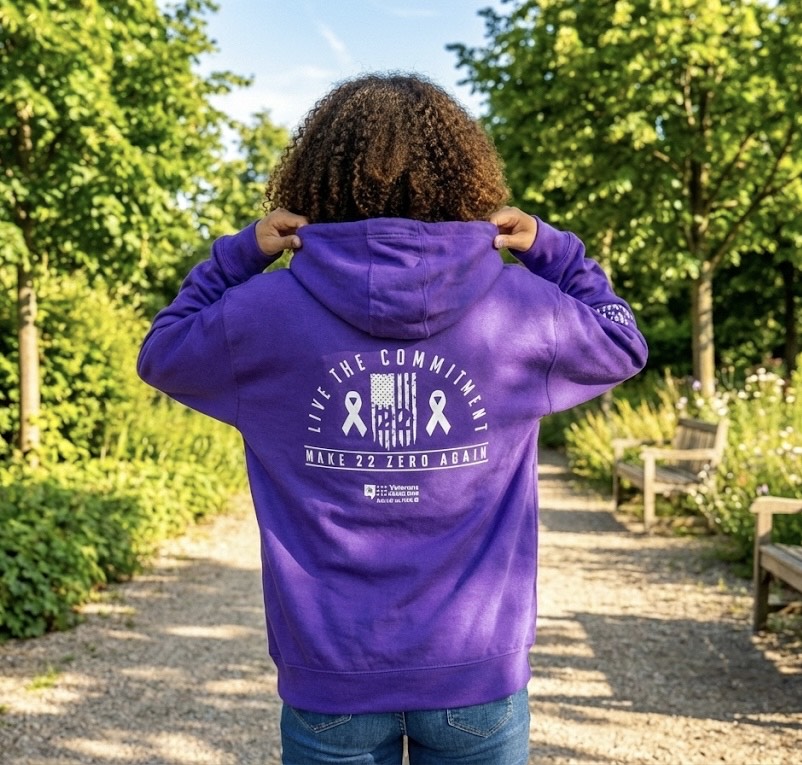 Women's Hoodie "Commitment"